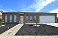 Property photo of 16 Wilandra Drive Tarneit VIC 3029