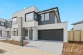 Property photo of 33 Darwinia Avenue Clyde VIC 3978