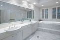 Property photo of 3111 Riverleigh Drive Hope Island QLD 4212