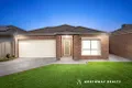 Property photo of 18 Discovery Close Craigieburn VIC 3064