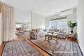 Property photo of 18 Discovery Close Craigieburn VIC 3064