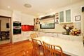 Property photo of 4 Glasson Square Mount Waverley VIC 3149