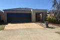 Property photo of 15 Red Fox Boulevard Brookfield VIC 3338