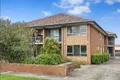 Property photo of 2/10 Commercial Road Mentone VIC 3194