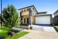 Property photo of 16 Wright Circuit Fraser Rise VIC 3336