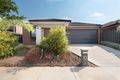 Property photo of 16 Voyager Drive Fraser Rise VIC 3336