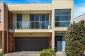Property photo of 35 Grattan Cove Craigieburn VIC 3064