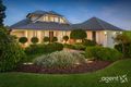 Property photo of 2 Leichhardt Way Berwick VIC 3806