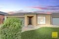 Property photo of 8 Fresh View Drive Tarneit VIC 3029