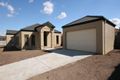 Property photo of 7 Conifer Place Hillside VIC 3037