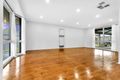 Property photo of 5 Eyre Court Cranbourne North VIC 3977