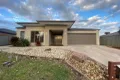 Property photo of 23 Stately Drive Cranbourne East VIC 3977