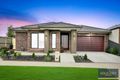 Property photo of 18 Willowmoore Grove Tarneit VIC 3029