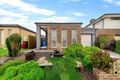 Property photo of 26 Fleuve Rise Clyde North VIC 3978