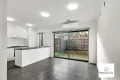 Property photo of 10 Gully Way Craigieburn VIC 3064
