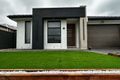 Property photo of 16 Mudrooroo Circuit Kalkallo VIC 3064