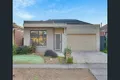 Property photo of 6 Rosleigh Drive Craigieburn VIC 3064