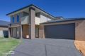Property photo of 5 Bridge Walk Narre Warren North VIC 3804