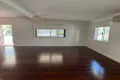 Property photo of 8 Suzanne Street Wynnum West QLD 4178