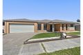 Property photo of 6 Claydon Grove Truganina VIC 3029