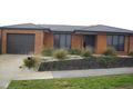 Property photo of 16 Oakgrove Drive Narre Warren South VIC 3805