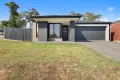 Property photo of 2 Palm Square Drouin VIC 3818