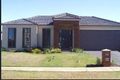 Property photo of 37 Hunts Cross Way Caroline Springs VIC 3023