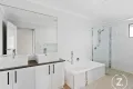 Property photo of 4 Wilcox Close Reedy Creek QLD 4227