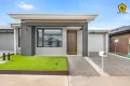 Property photo of 17 Foliage Drive Tarneit VIC 3029