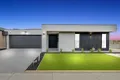 Property photo of 7 Raindrop Circuit Fraser Rise VIC 3336