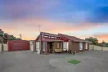 Property photo of 3 Wattlebird Court Werribee VIC 3030