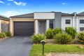 Property photo of 35 Woodright Circuit Cranbourne VIC 3977