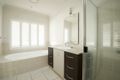 Property photo of 13 Greenway Circuit Mount Ommaney QLD 4074