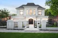 Property photo of 26 Elliott Avenue Balwyn VIC 3103