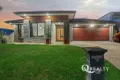 Property photo of 98 Pioneer Drive Kuraby QLD 4112