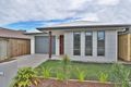 Property photo of 60 Merimbula Crescent Fitzgibbon QLD 4018