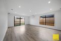 Property photo of 8 Louisville Drive Thornhill Park VIC 3335