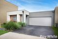 Property photo of 52 Edgeware Close Pakenham VIC 3810