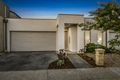 Property photo of 24 Edgeware Close Pakenham VIC 3810