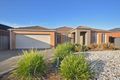 Property photo of 32 Fernhurst Avenue Derrimut VIC 3026