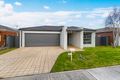 Property photo of 13 Orchard Valley Avenue Pakenham VIC 3810