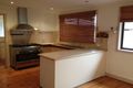 Property photo of 5 Hume Close Mill Park VIC 3082