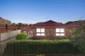 Property photo of 33 Leighton Crescent Deer Park VIC 3023