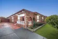 Property photo of 33 Leighton Crescent Deer Park VIC 3023