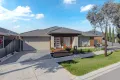 Property photo of 16 Peninsula Crescent Craigieburn VIC 3064