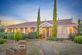 Property photo of 81 Banbury Crescent Craigieburn VIC 3064