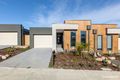 Property photo of 21 Lavit Lane Pakenham VIC 3810