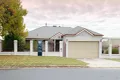 Property photo of 8 Batt Avenue Wodonga VIC 3690