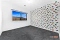 Property photo of 19 Leyana Crescent Brookfield VIC 3338