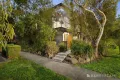 Property photo of 33 Lithgow Way Mooroolbark VIC 3138